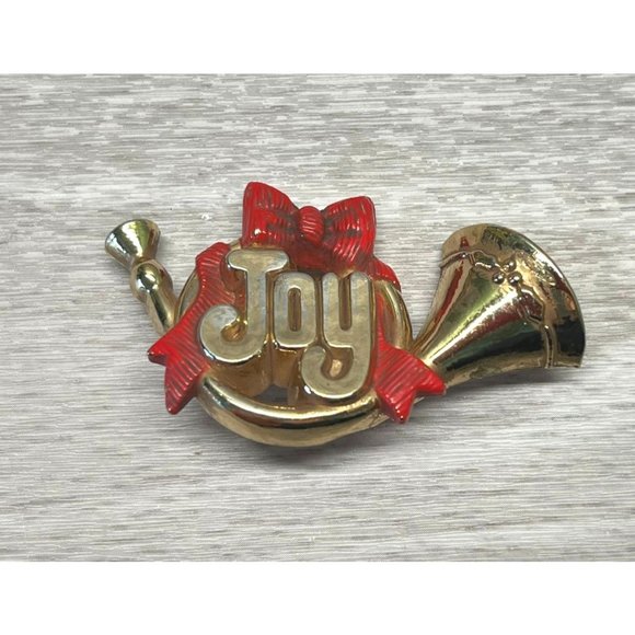 Vintage 1983 Christmas Hallmark Joy French Horn Brooch Pin Gold Tone 2" Across - Picture 1 of 4